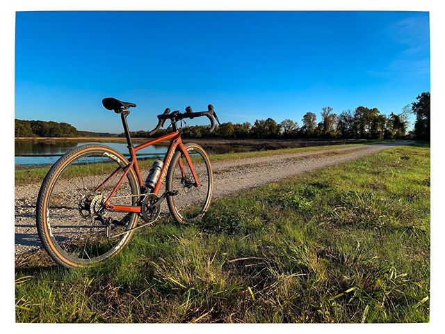 Well it looks like my search might finally be over. In the last 12 years that I’ve been riding gravel, hand pain and numbness has plagued every ride I’ve done. No matter how many adjustments I made there was never any solution that I could conjure up. Today was my first ever ride on a @iamspecialized Diverge. Even being a dealer, I was skeptic that the future shock wouldn’t solve my issues of poor hand circulation. I’m happy to say that I’ve never been so happy to be wrong. With minimal setup and fit adjustments I went out on my first ride and after 20 miles I had ZERO pain or numbness. I’m truly amazed how smooth yet fast this bike is. Sure, it might not be for everyone but damnit it’s the bike for me. I can’t wait to see how much better it gets over the next couple of rides with a few more tweaks to the fit.